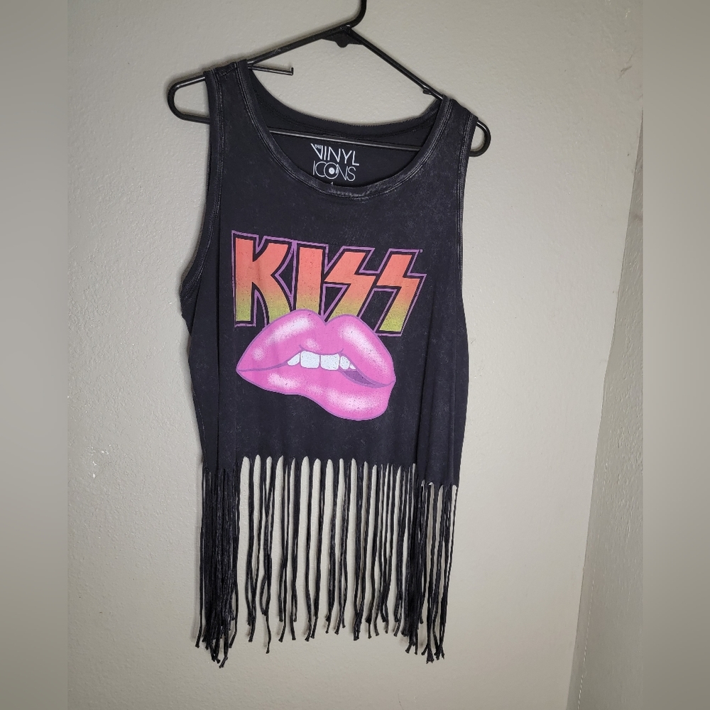 *NWT* Torrid KISS fringe crop tank size 1X